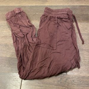 American Eagle Joggers